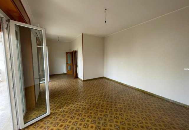 Apartment on the first floor completely renovated