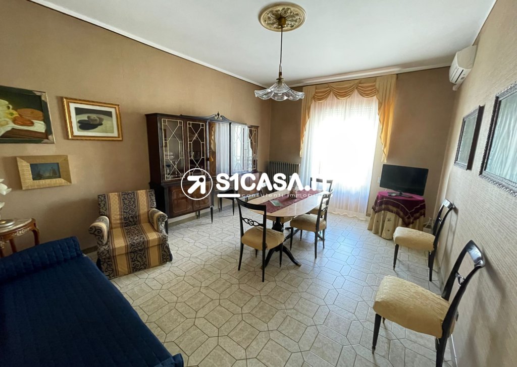 Apartment for rent  190 sqm, Galatina