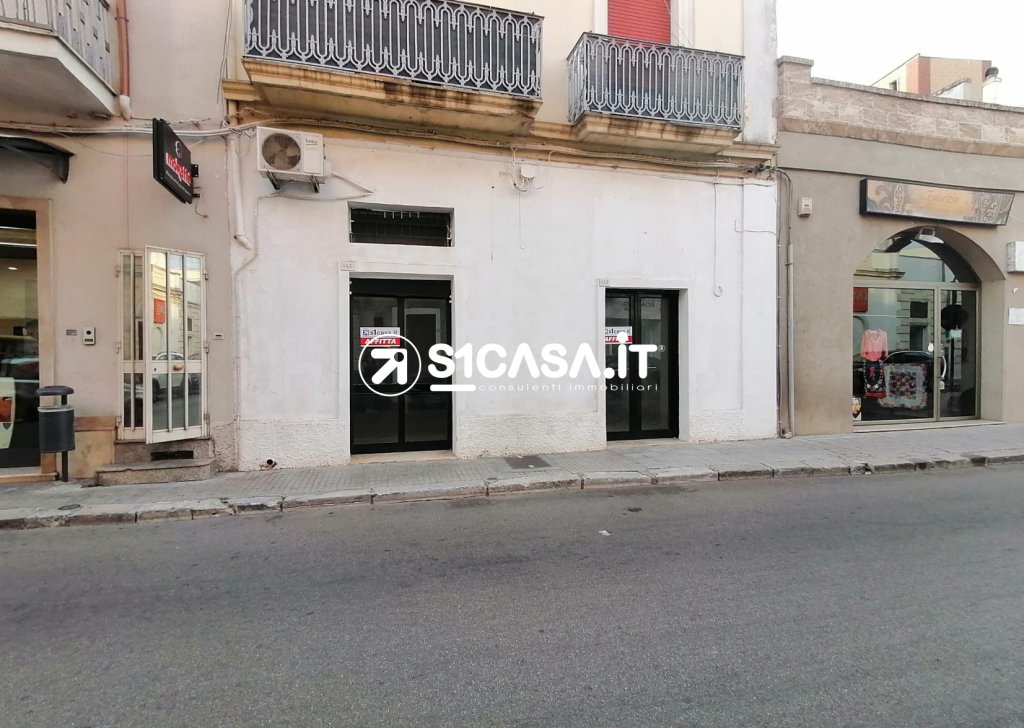 Rent Shop/Commercial Local Galatone - Commercial premises for rent in Galatone Locality 