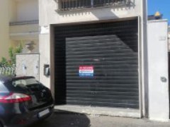 we sell commercial premises in via Confalonieri - 3