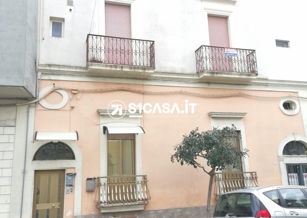 Sale Apartment Galatone - Period apartment on the first floor for sale in Galatone Locality 