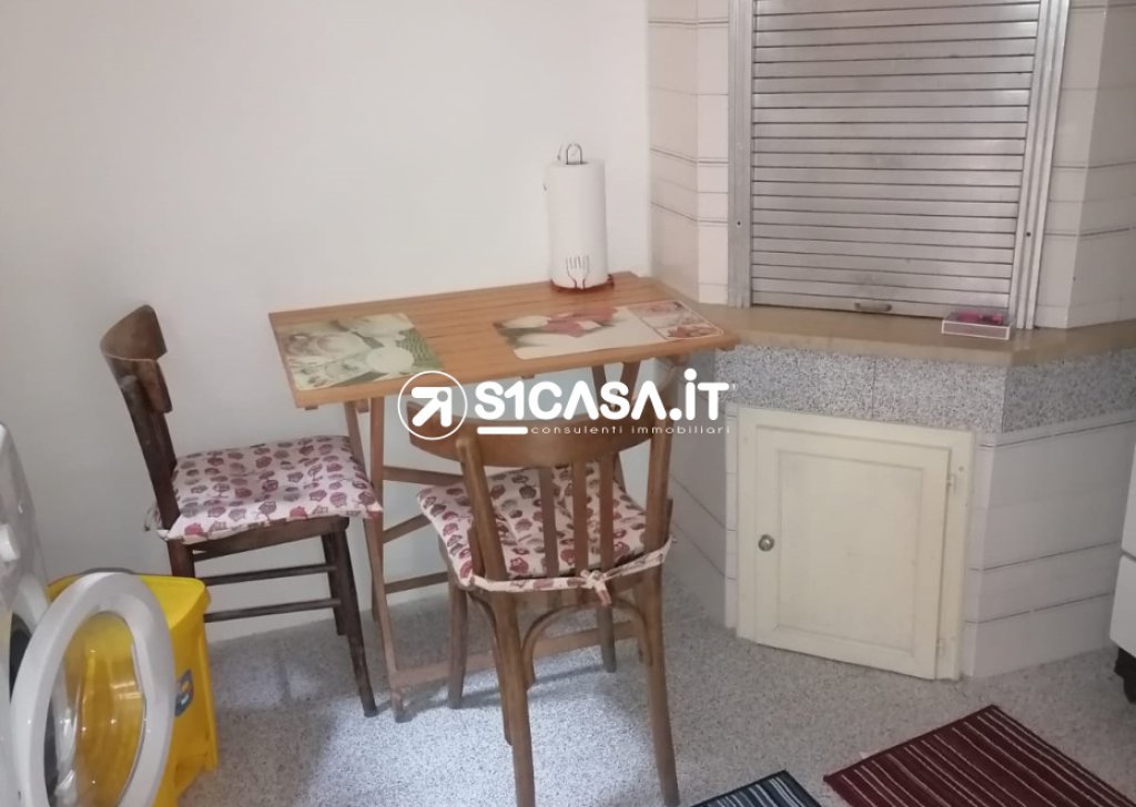 Sale Apartment Galatone - Galatone we sell apartment on the first floor Locality 