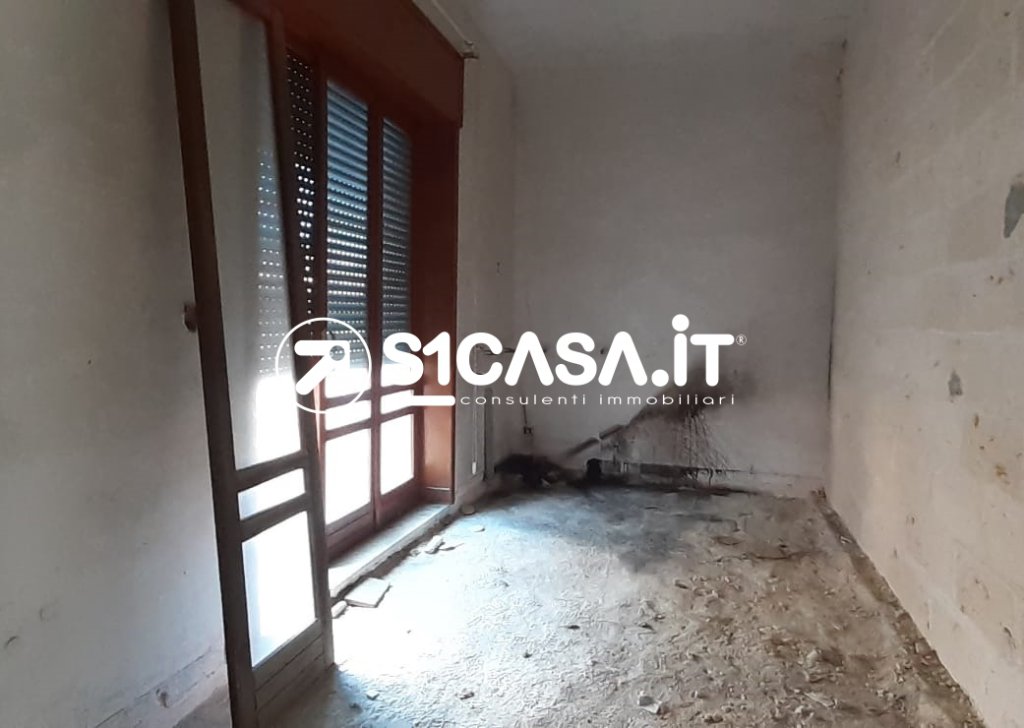 Sale Apartment Galatone - First floor apartment Locality 