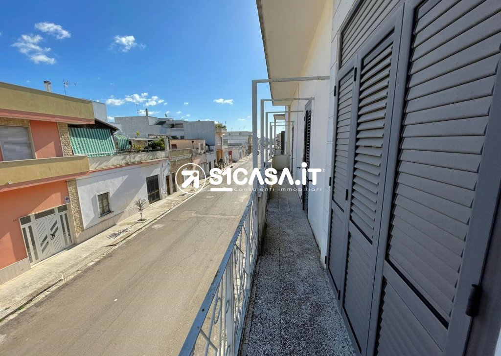 Sale Apartment Galatina - Semi-detached house to renovate in Galatina Locality 
