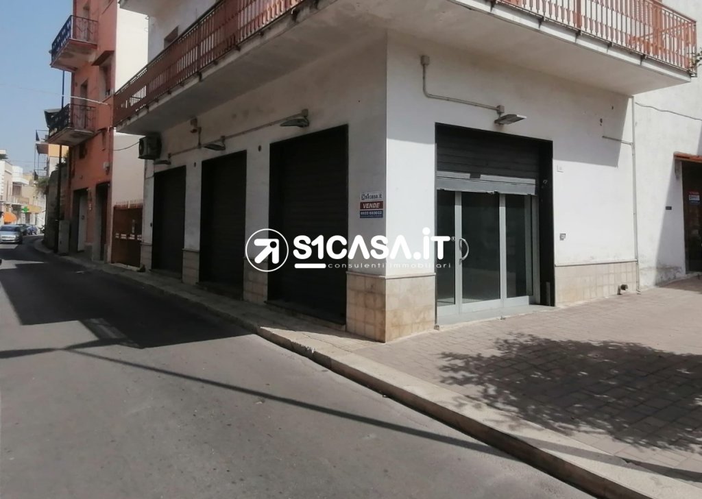 Sale Shop/Commercial Local Galatone - WE SELL IN GALATONE COMMERCIAL PREMISES Locality 